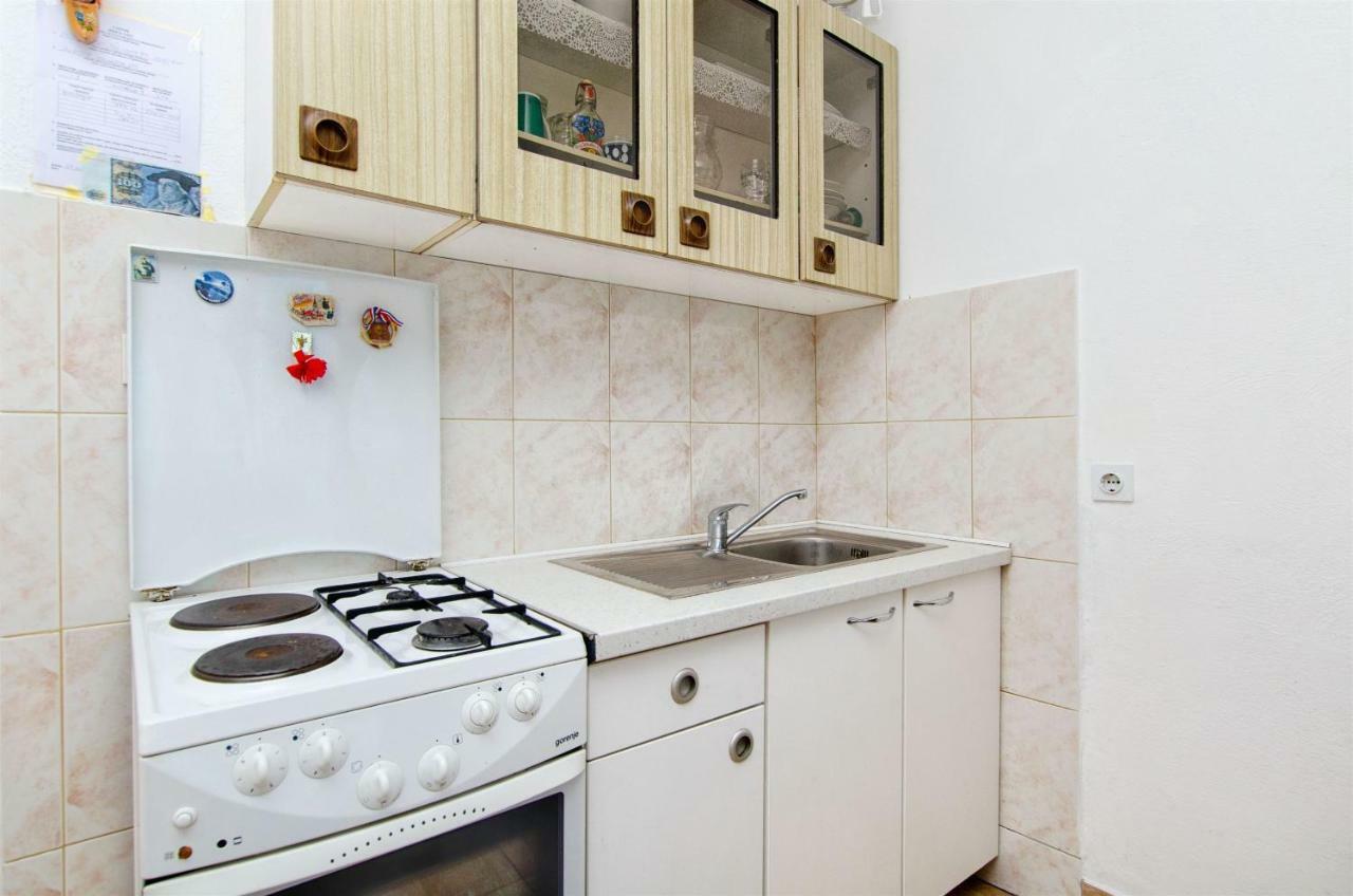 Apartments Ban Dugi Rat Bagian luar foto